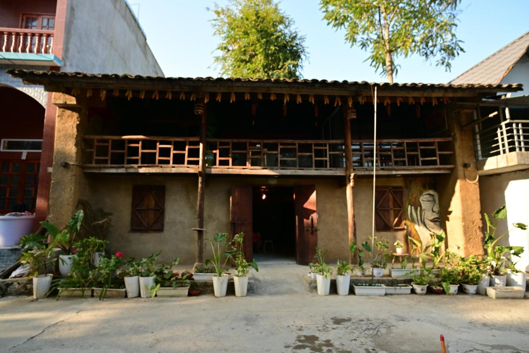 Le Petit Home Dong Van  Exterior photo